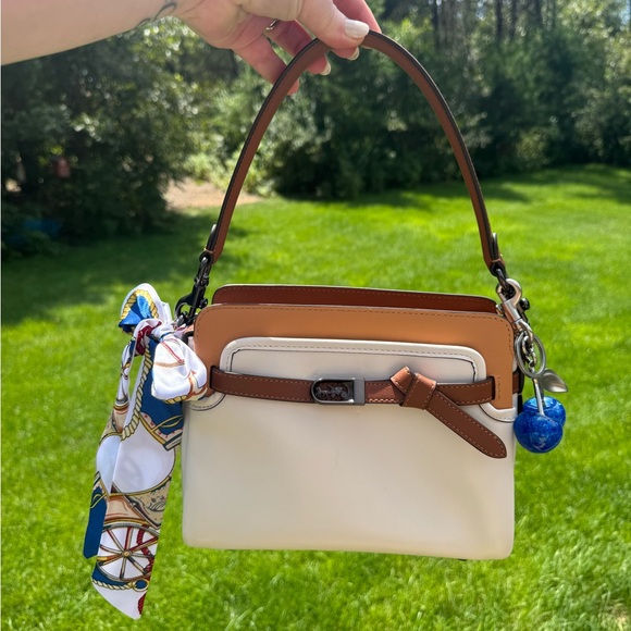 Coach Tate Carryall White and Tan Leather Handbag - Picture 1 of 7